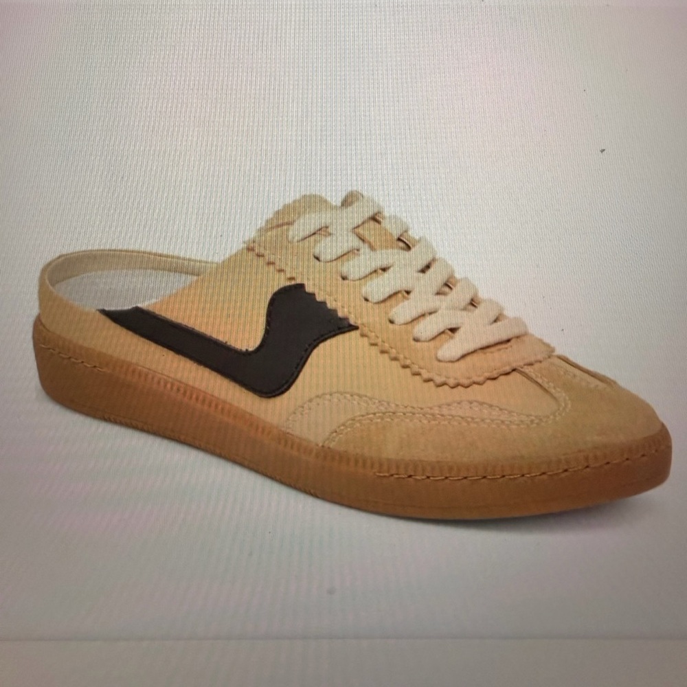 Dolce Vita Notice Slide Sneaker